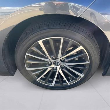 2022 Lexus ES 350 Base