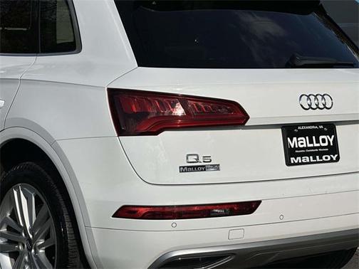 2018 Audi Q5 2.0T Premium Plus