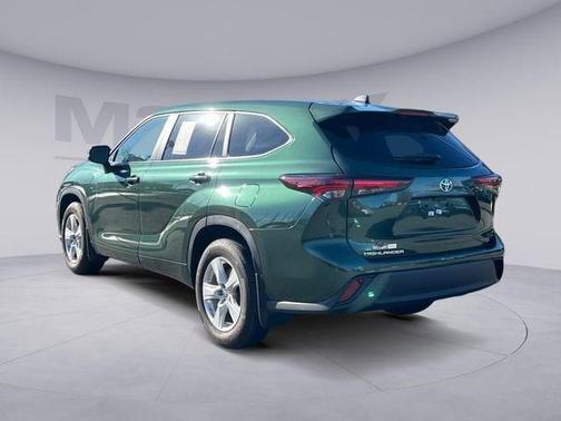 Cypress 2024 Toyota Highlander LE