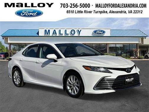 2022 Toyota Camry LE