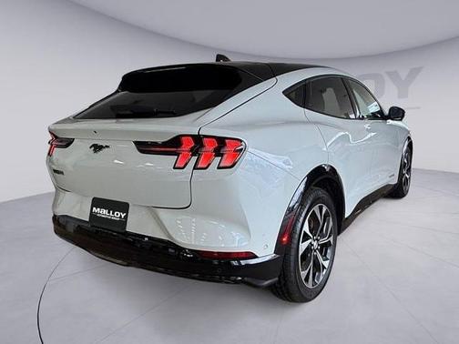 STAR WHITE MET TRI-COAT 2023 Ford Mustang Mach-E PREMIUM