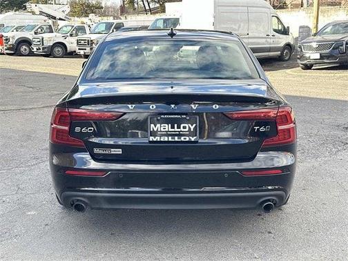 2019 Volvo S60 T6 Momentum