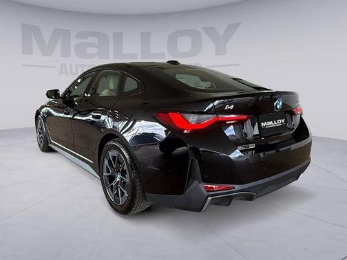 Black Sapphire Metallic 2023 BMW i4 Gran Coupe eDrive35