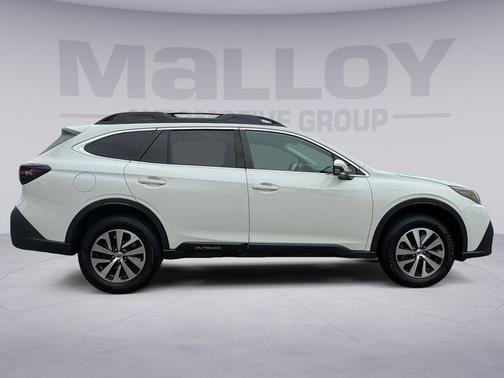 Crystal White Pearl 2020 Subaru Outback PREMIUM