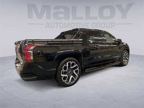 2024 Chevrolet Silverado EV RST