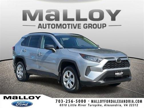 2020 Toyota RAV4 LE
