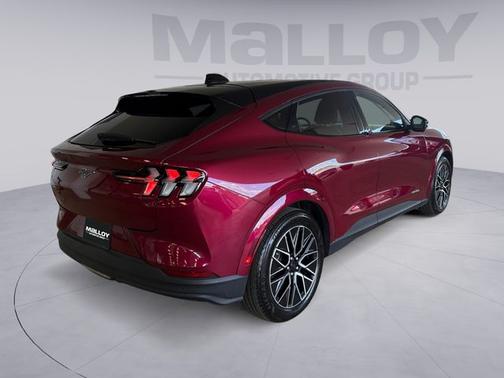 MOLTEN MAGENTA TINTED CC 2025 Ford Mustang Mach-E PREMIUM