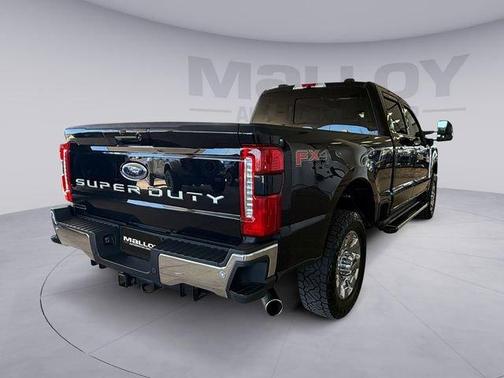 2023 Ford F-350 Lariat Super Duty