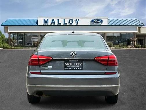 2016 Volkswagen Passat 1.8T S