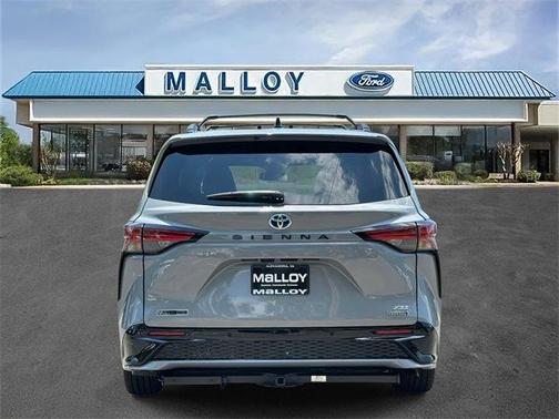 2023 Toyota Sienna XSE