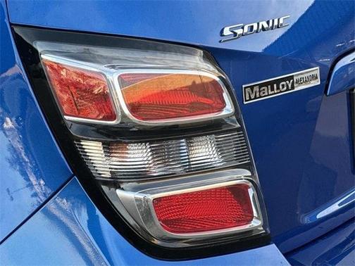 2020 Chevrolet Sonic LT