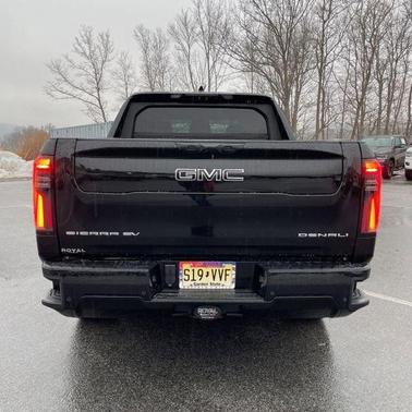 2025 GMC Sierra EV Denali