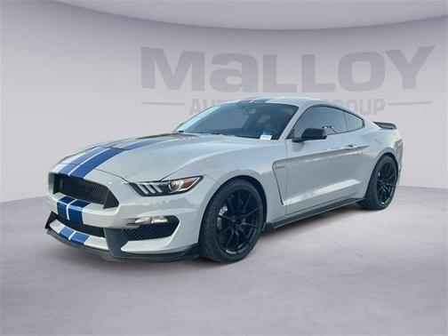 2017 Ford Shelby GT350 Base
