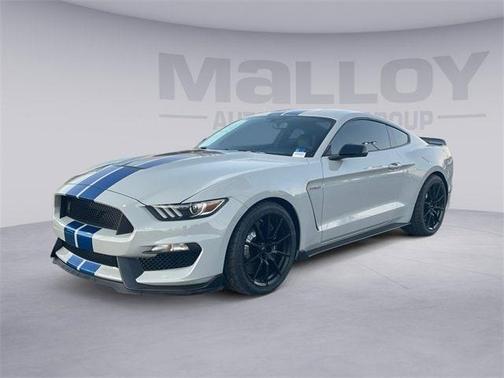 2017 Ford Shelby GT350 Base