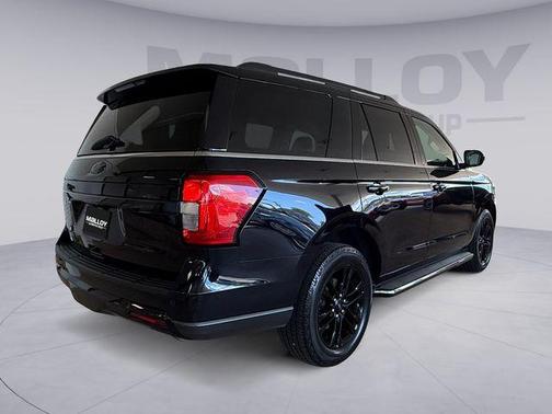 Agate Black Metallic 2022 Ford Expedition XLT