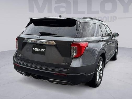 CARBONIZED GRAY METALLIC 2021 Ford Explorer XLT