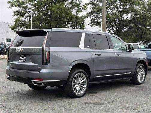 2022 Cadillac Escalade ESV Premium Luxury