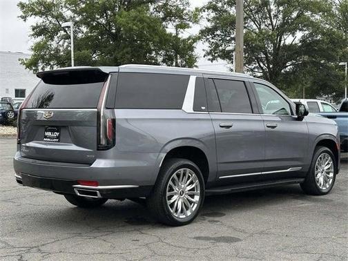 2022 Cadillac Escalade ESV Premium Luxury