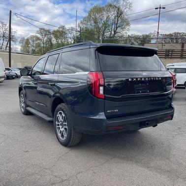 Stone Blue Metallic 2025 Ford Expedition Active