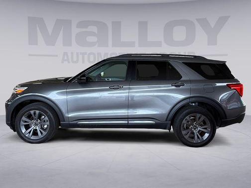 Carbonized Gray Metallic 2023 Ford Explorer XLT