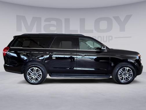 AGATE BLACK METALLIC 2025 Ford Expedition ACTIVE