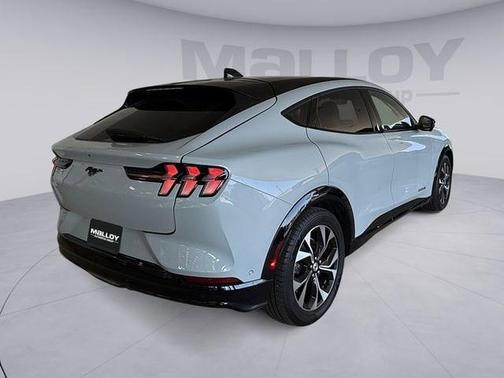 SPACE WHITE METALLIC 2023 Ford Mustang Mach-E PREMIUM
