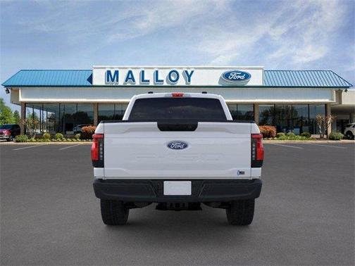 2025 Ford F-150 Lightning Pro