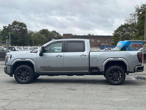 2024 GMC Sierra 3500 AT4