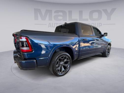Patriot Blue Pearlcoat 2023 RAM 1500 LIMITED