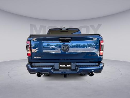 Patriot Blue Pearlcoat 2023 RAM 1500 LIMITED