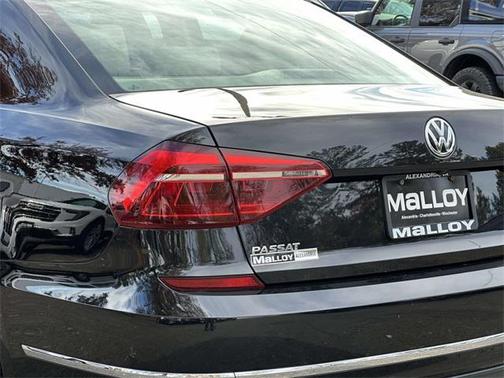 2019 Volkswagen Passat 2.0T Wolfsburg