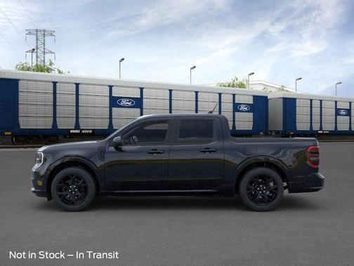 2025 Ford Maverick Lobo Standard