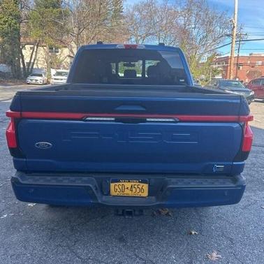 2022 Ford F-150 Lightning LARIAT