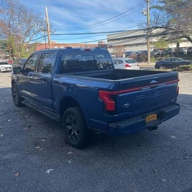 2022 Ford F-150 Lightning LARIAT
