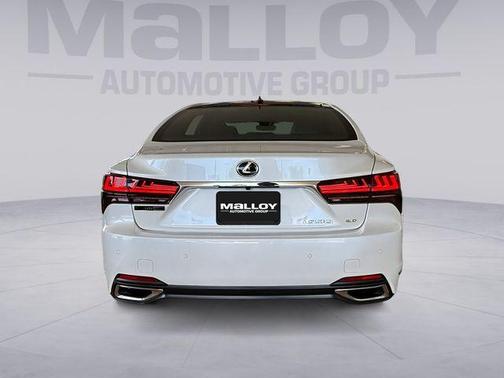 Eminent White Pearl 2022 Lexus LS 500 Base