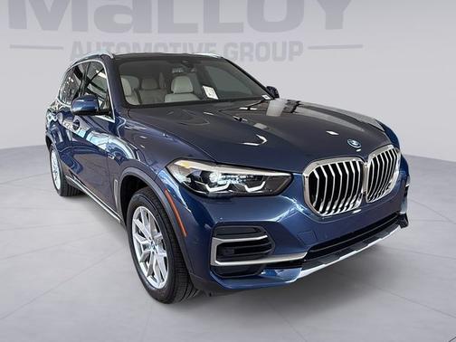 Phytonic Blue Metallic 2022 BMW X5 XDRIVE45E