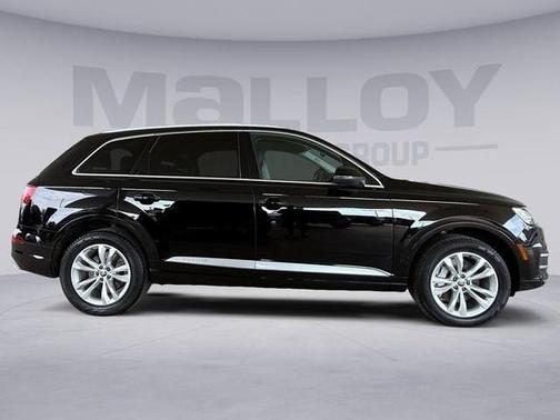 2019 Audi Q7 55 Premium Plus