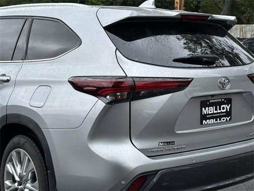 2024 Toyota Highlander Limited