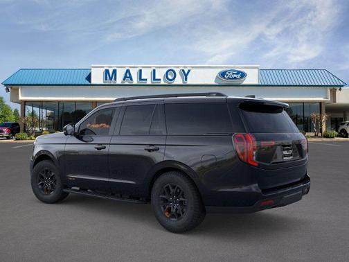 Agate Black Metallic 2026 Ford Expedition Tremor