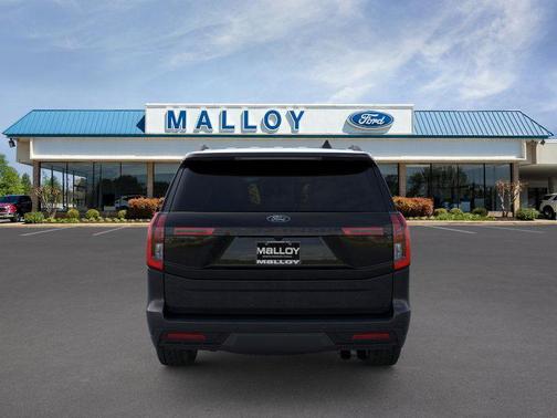 Agate Black Metallic 2026 Ford Expedition Tremor