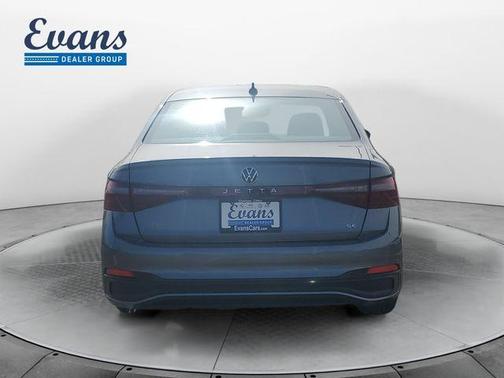 Platinum Gray Metallic 2026 Volkswagen Jetta 1.5T SE