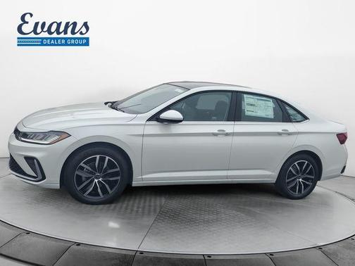 Opal White Pearl 2026 Volkswagen Jetta 1.5T SE