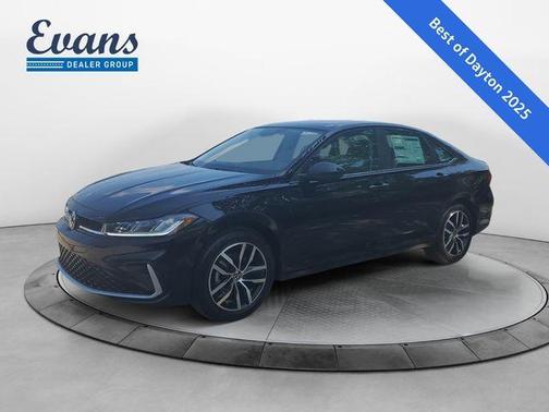 Deep Black Pearl Effect 2026 Volkswagen Jetta 1.5T SE