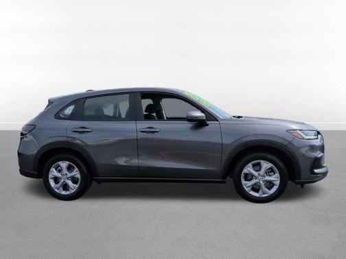 Modern Steel Metallic 2025 Honda HR-V LX