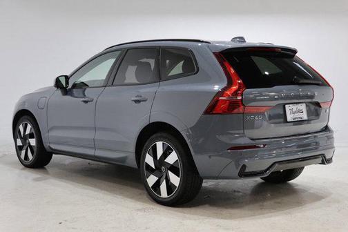 Thunder Grey Metallic 2023 Volvo XC60 Recharge Plug-In Hybrid T8 Ultimate Dark Theme