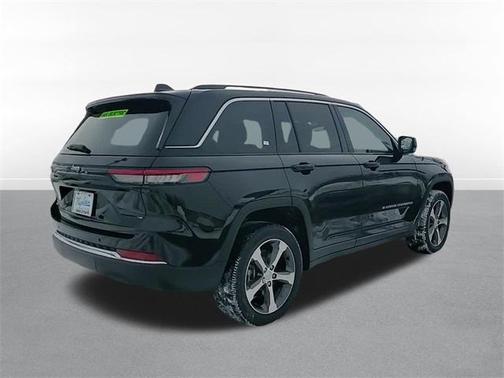 2022 Jeep Grand Cherokee 4xe Base