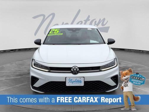 Pure White 2025 Volkswagen Jetta 1.5T Sport