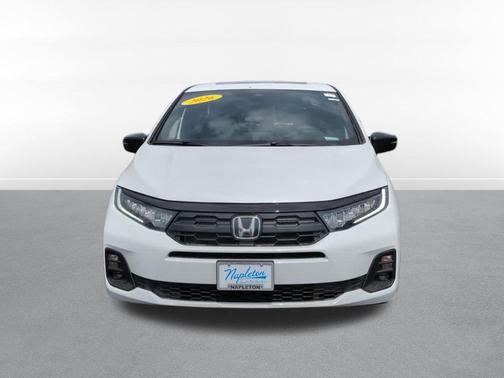 Platinum White Pearl 2026 Honda Odyssey Sport-L