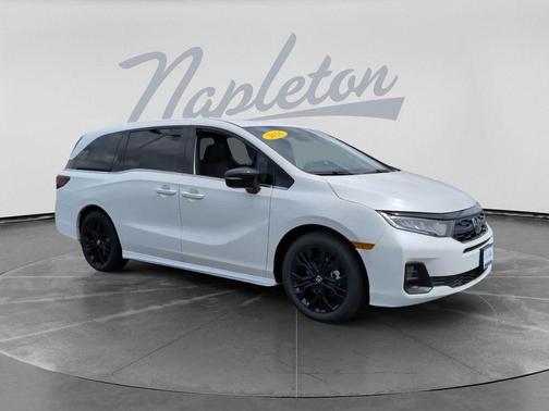 Platinum White Pearl 2026 Honda Odyssey Sport-L