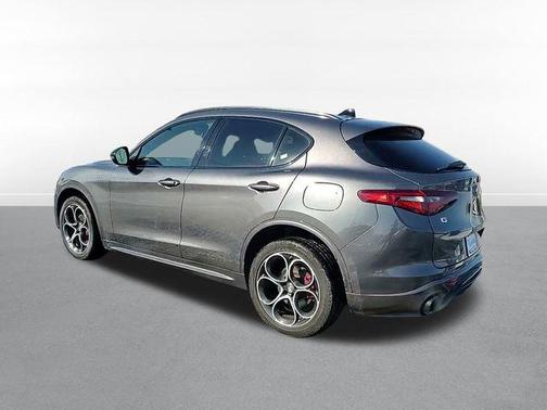 2023 Alfa Romeo Stelvio Veloce AWD